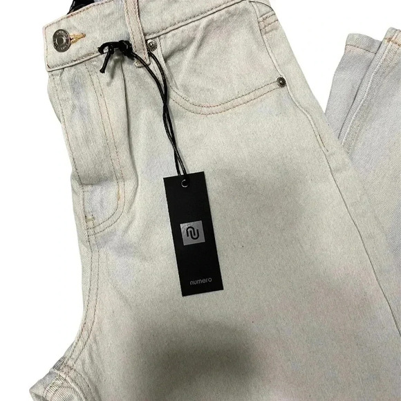 Numero Fresno Hi Rise Wide Leg Light Wash Jeans Size 29 - Picture 6 of 7